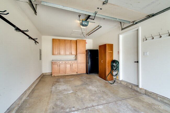 Foto del edificio - 359 Chaparral Cir