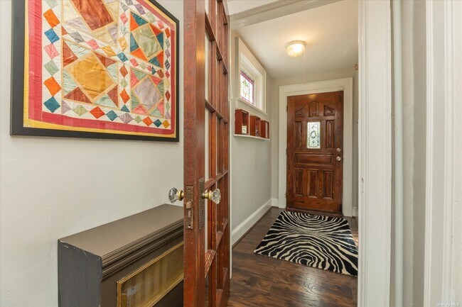 Foto del edificio - 261-03 82nd Ave