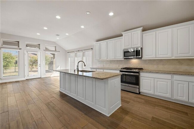 Foto del edificio - 421 Inspiration Dr