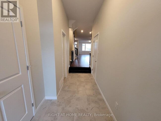 Building Photo - 441 Cope Dr