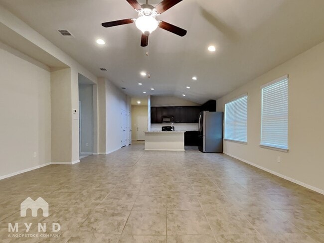 Building Photo - 20216 Boggy Ford Rd