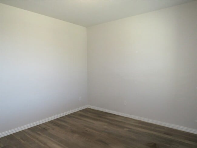 Foto del edificio - 3416 Chasemoor Dr