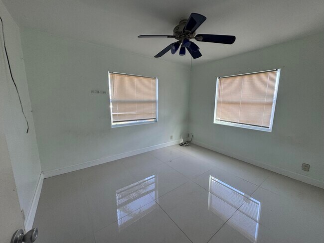 Foto del edificio - 616 49th St