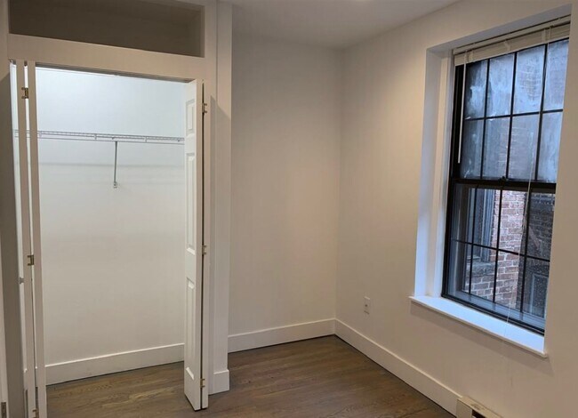 Foto del edificio - 82 West Cedar St