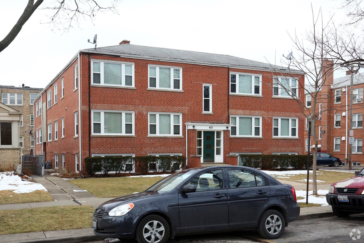 Primary Photo - 430-434 Callan Ave