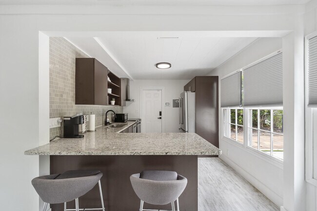 Foto del edificio - 313 16th Ave N