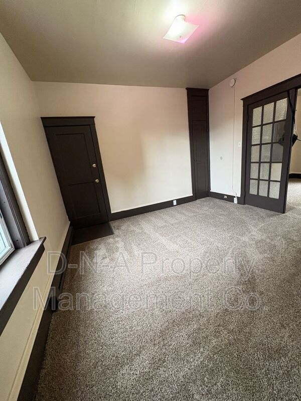 Foto del edificio - 27 S. Seventh Street