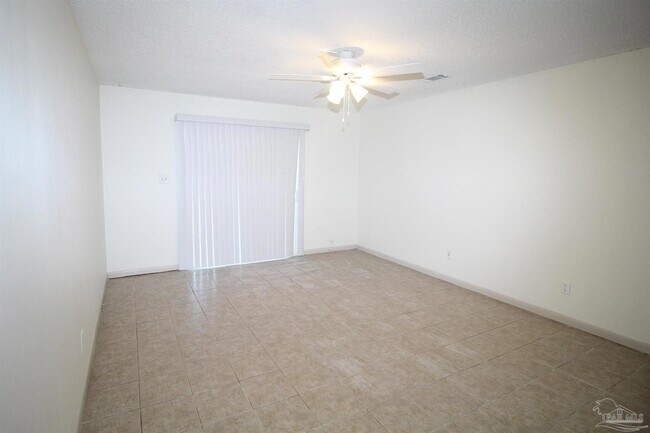 Foto del edificio - 4964 W Spencer Field Rd