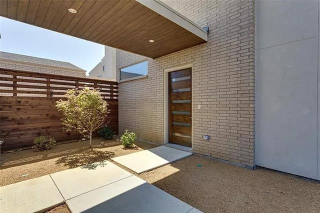 Foto del edificio - 3344 Walchard Ct