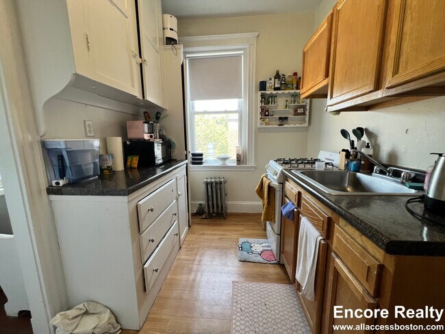 Building Photo - 66 Chiswick Rd