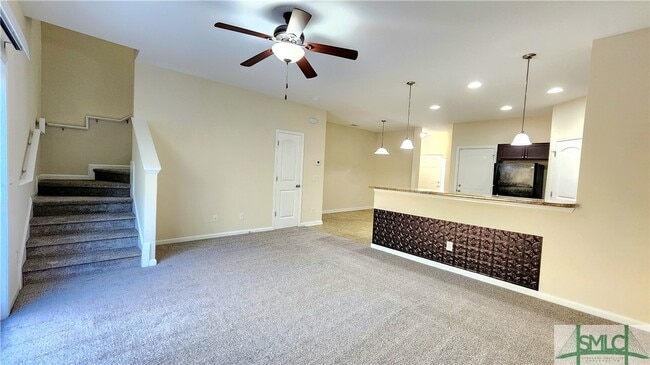 Building Photo - 210 Cantle Dr