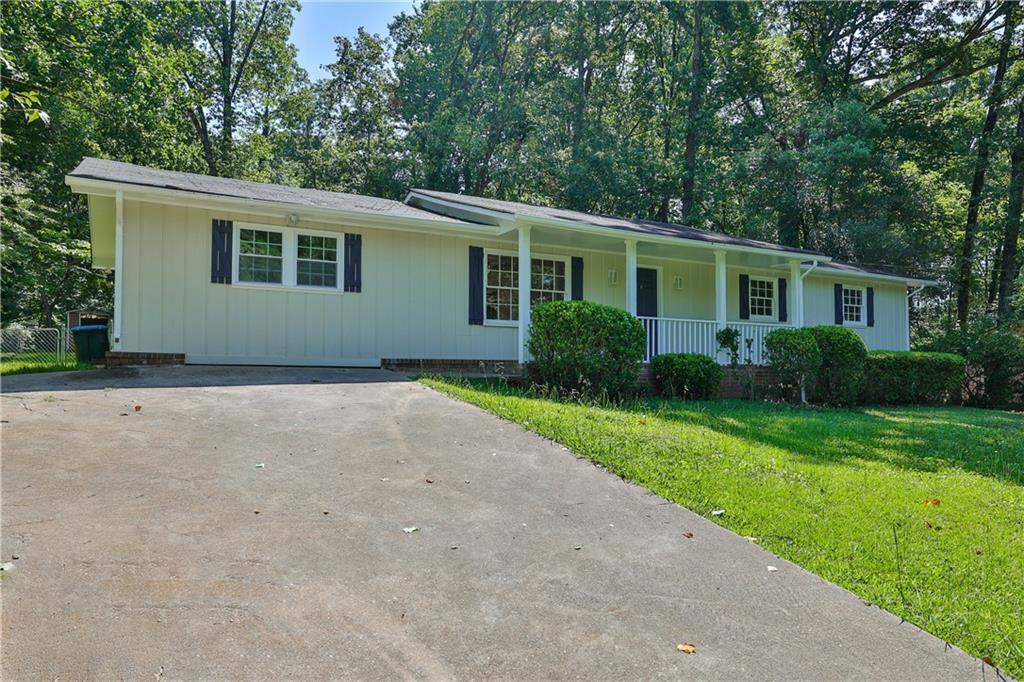2966 Deshong Dr SW, Stone Mountain, GA 30087 House Rental in Stone