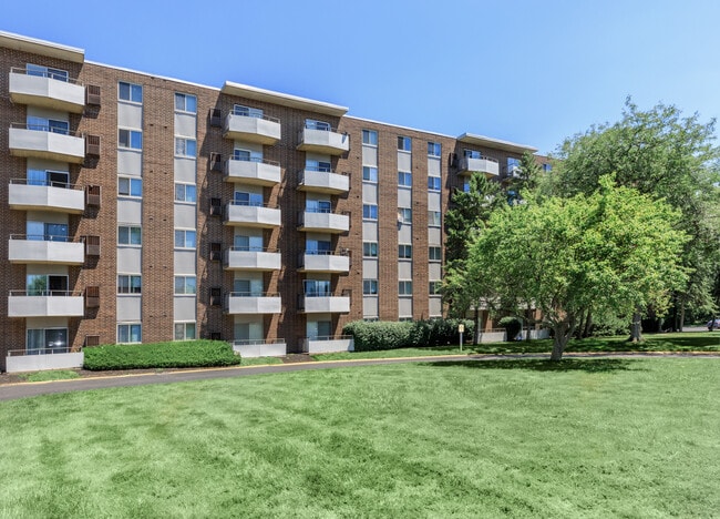 444 Park Apartments photo'