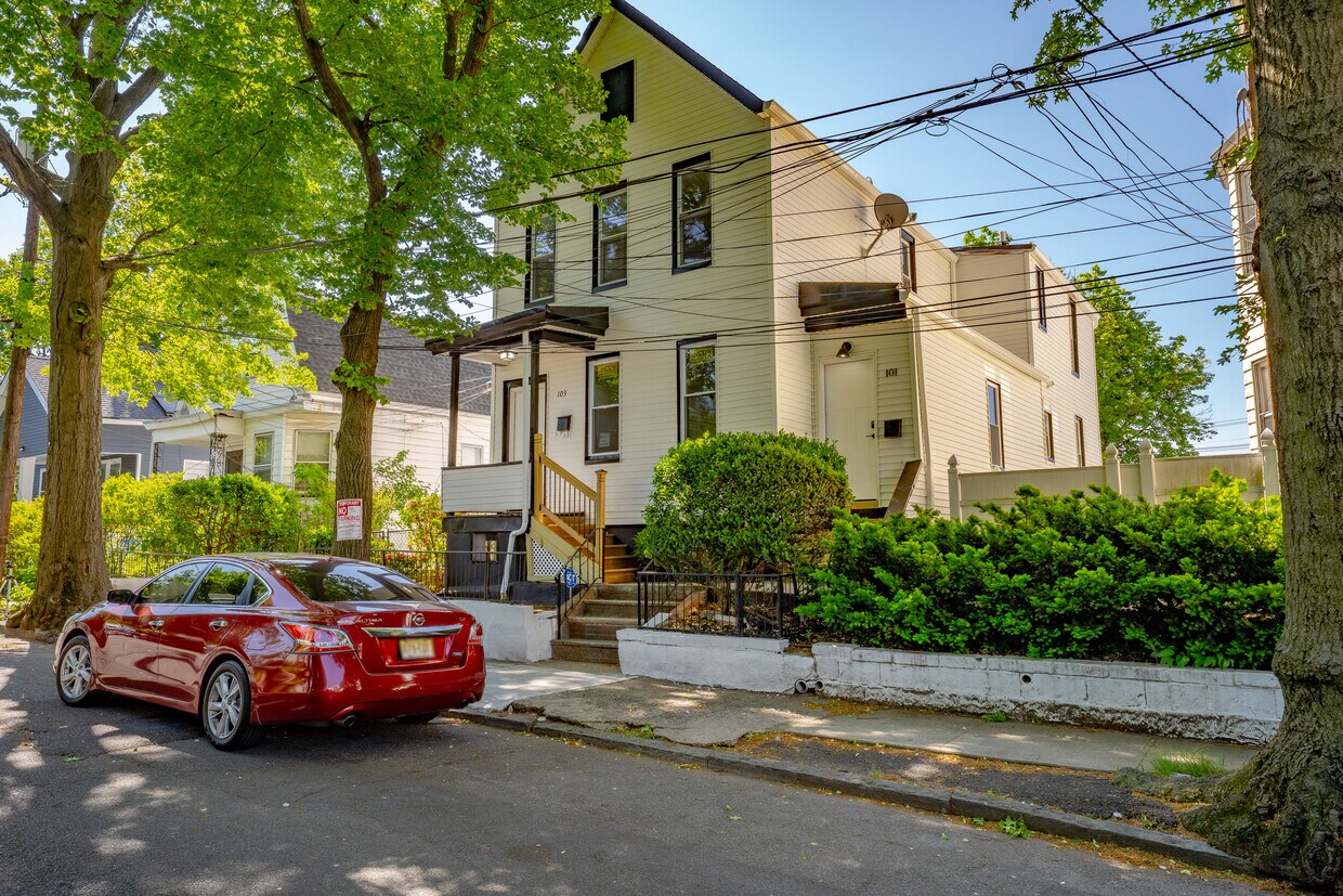 HOME EXTERIOR - 101-103 Melville Pl