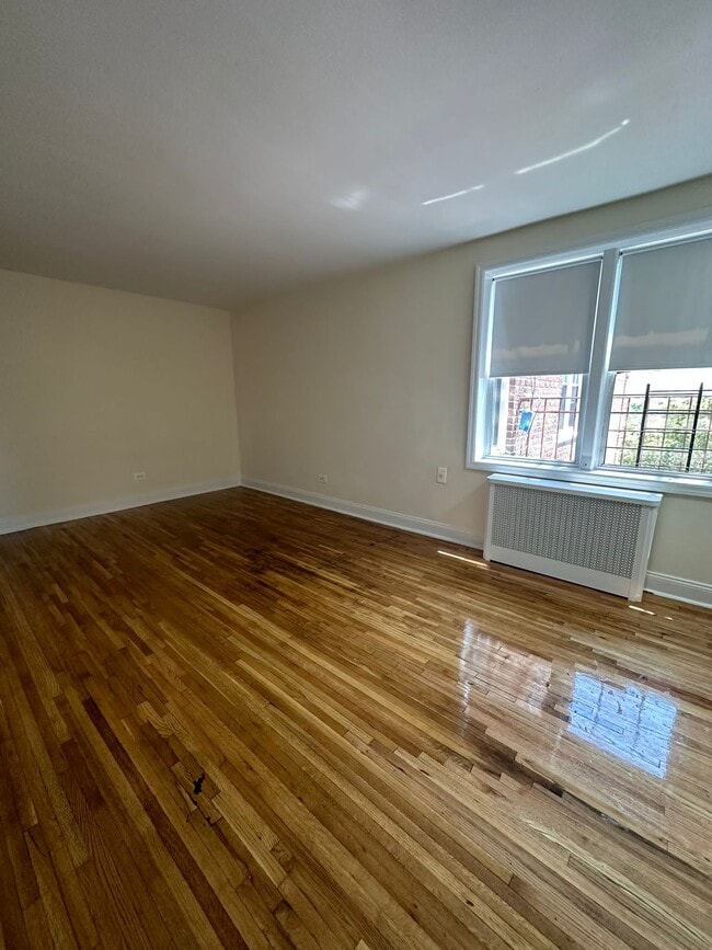 Building Photo - 2074 20th Ln
