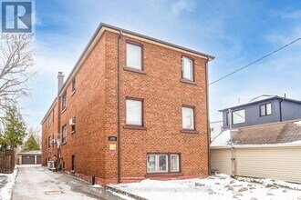 Building Photo - 485 Mortimer Ave