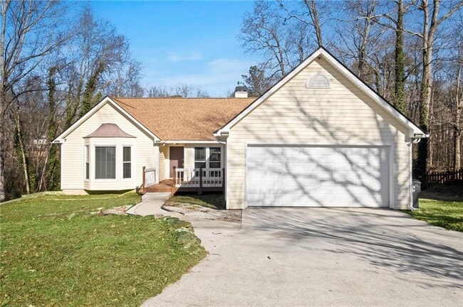 Building Photo - 675 Clearwater Pl