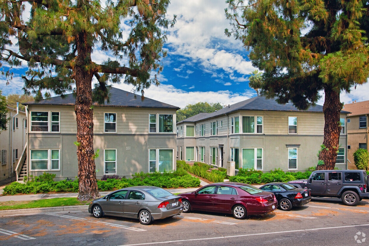Leimert Park Apartments in Los Angeles, CA