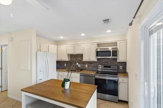 Building Photo - 3397 Northside Dr