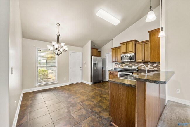 Building Photo - 104 Grantham Cir