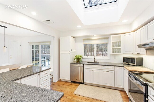 Foto del edificio - 13 Petticoat Ln