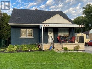 Building Photo - 482 E 37th St