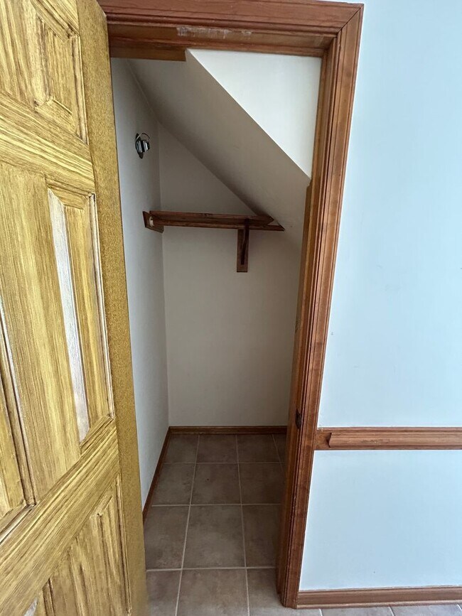 Foto del edificio - 4BD/2.5BA in Albemarle Acres Neighborhood ...