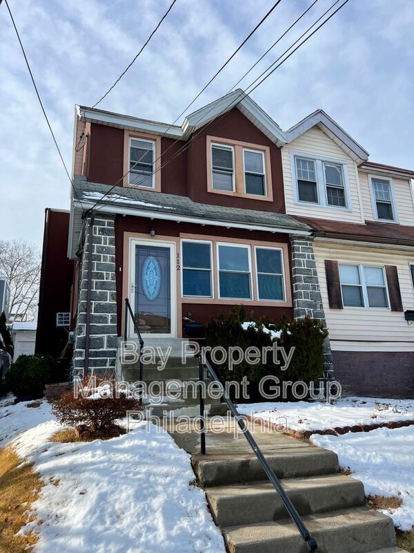 Foto del edificio - 112 Ardsley Rd