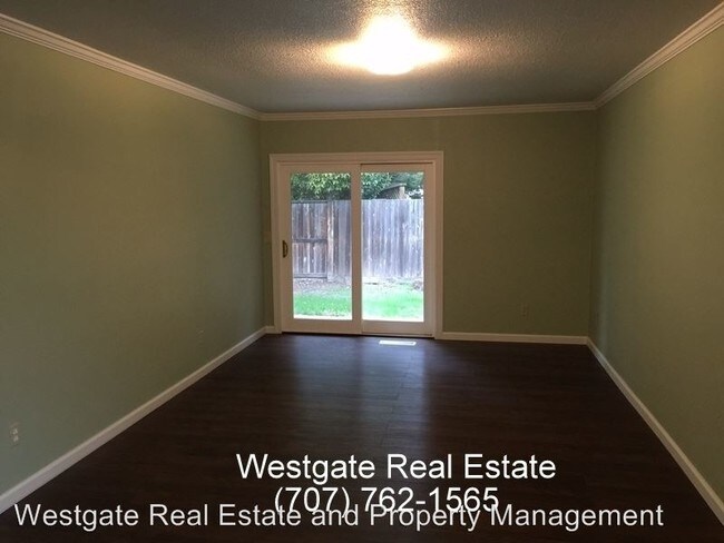 Foto del edificio - 3 br, 2 bath House - 1069 Ely Boulevard South