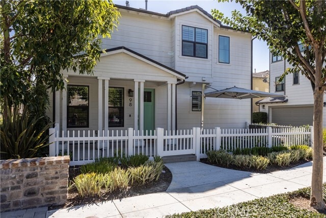 Primary Photo - 98 Marisol St