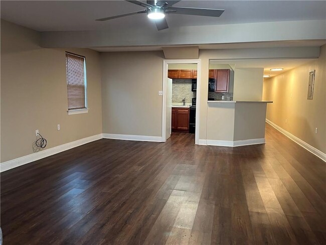 Foto del edificio - 8017 Trapier Ave