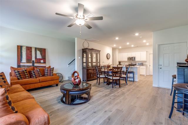 Foto del edificio - 206 Marsh Ln