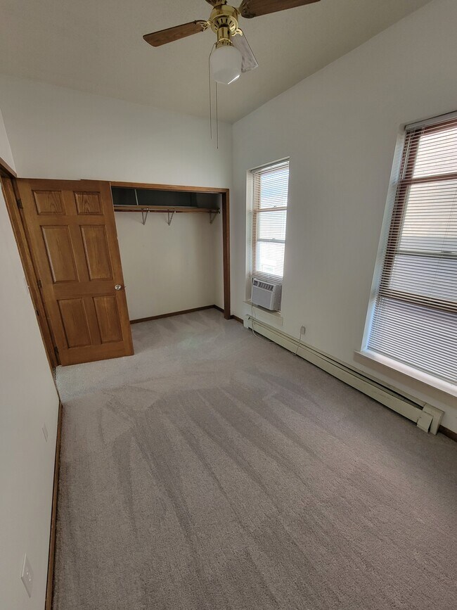 Foto del edificio - 1337 Main St