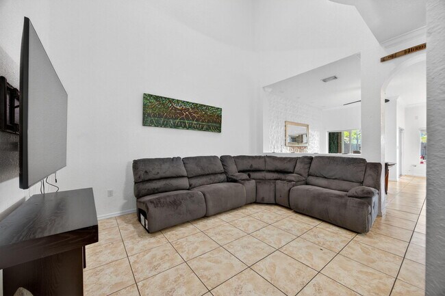 Foto del edificio - 2332 SE 16th Terrace