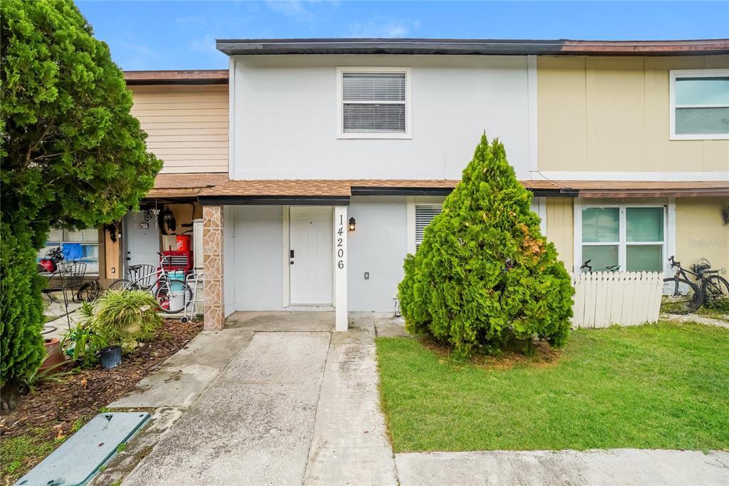 Foto principal - 14206 Village Terrace Dr