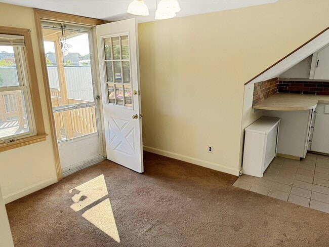 Building Photo - 16 Dewey Rd