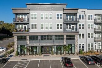 Building Photo - VALE Lake Wylie