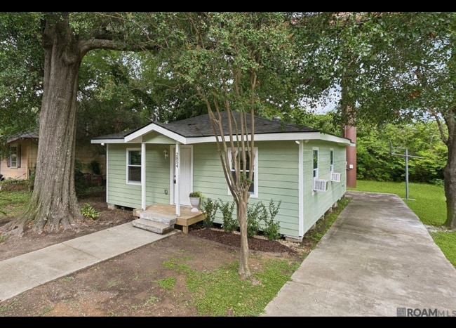 Building Photo - 2854 Yazoo St