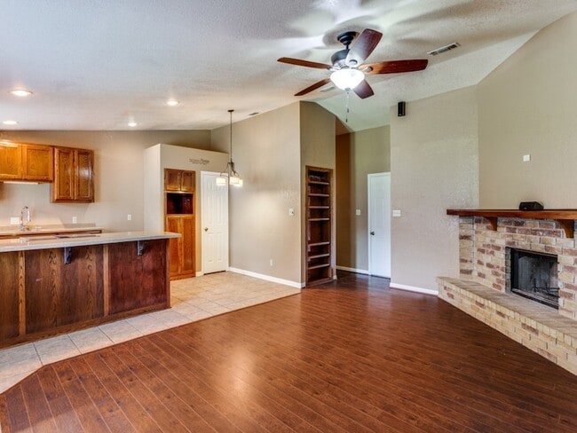 Foto del edificio - 6900 Sandstone Ct