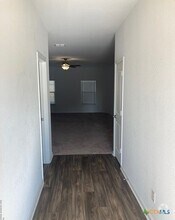Building Photo - 761 Greenway Trl