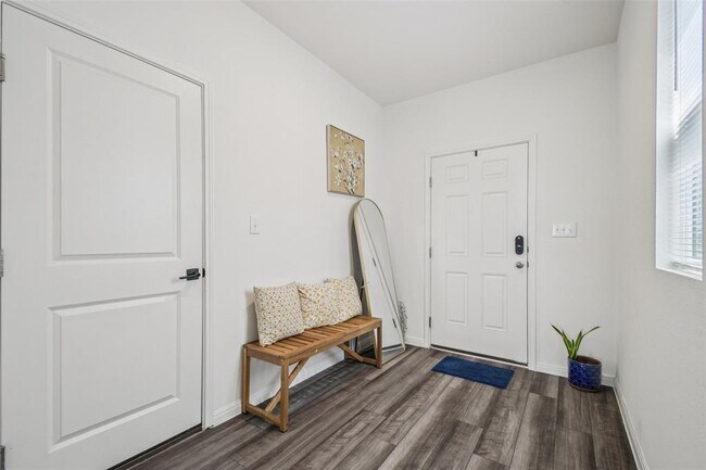 Building Photo - 409 Redfish Ln