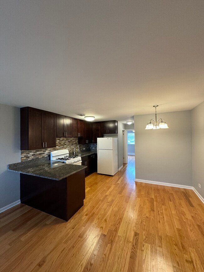 Building Photo - 8504 Waukegan Rd