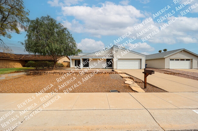 Building Photo - 1716 E Redfield Rd
