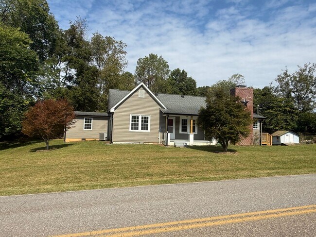 Foto del edificio - 1414 Muddy Creek Rd