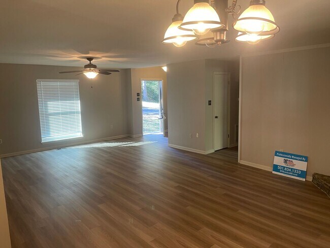 Foto del edificio - 1211 Essex Ln