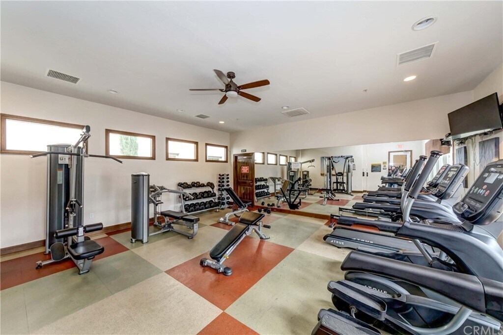 726 E Valencia St Unit 726, Anaheim, CA 92805 Condo for Rent in