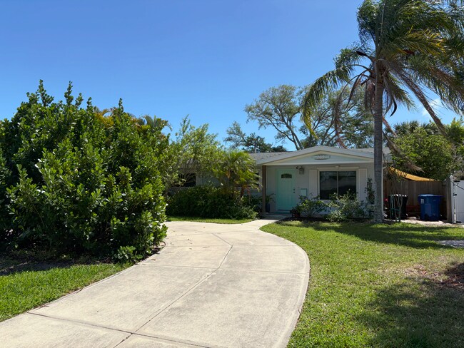 Foto del edificio - 262 43rd Ave NE