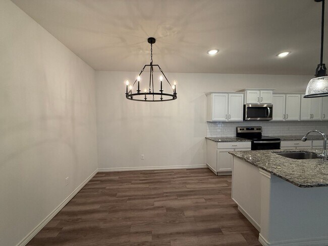 Foto del edificio - 2535 137th St
