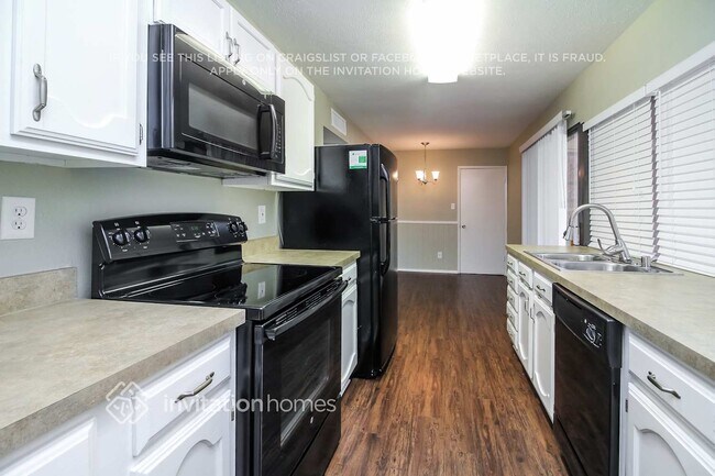 Building Photo - 1514 Coffeyville Trail