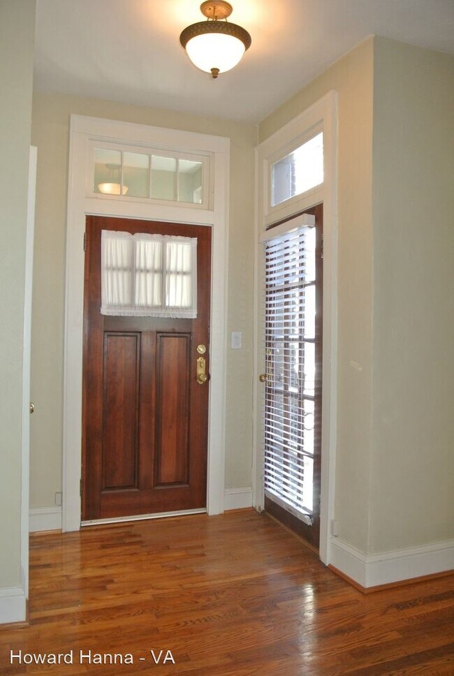 Building Photo - 2 br, 1 bath House - 1409 Colonial Ave. #A5